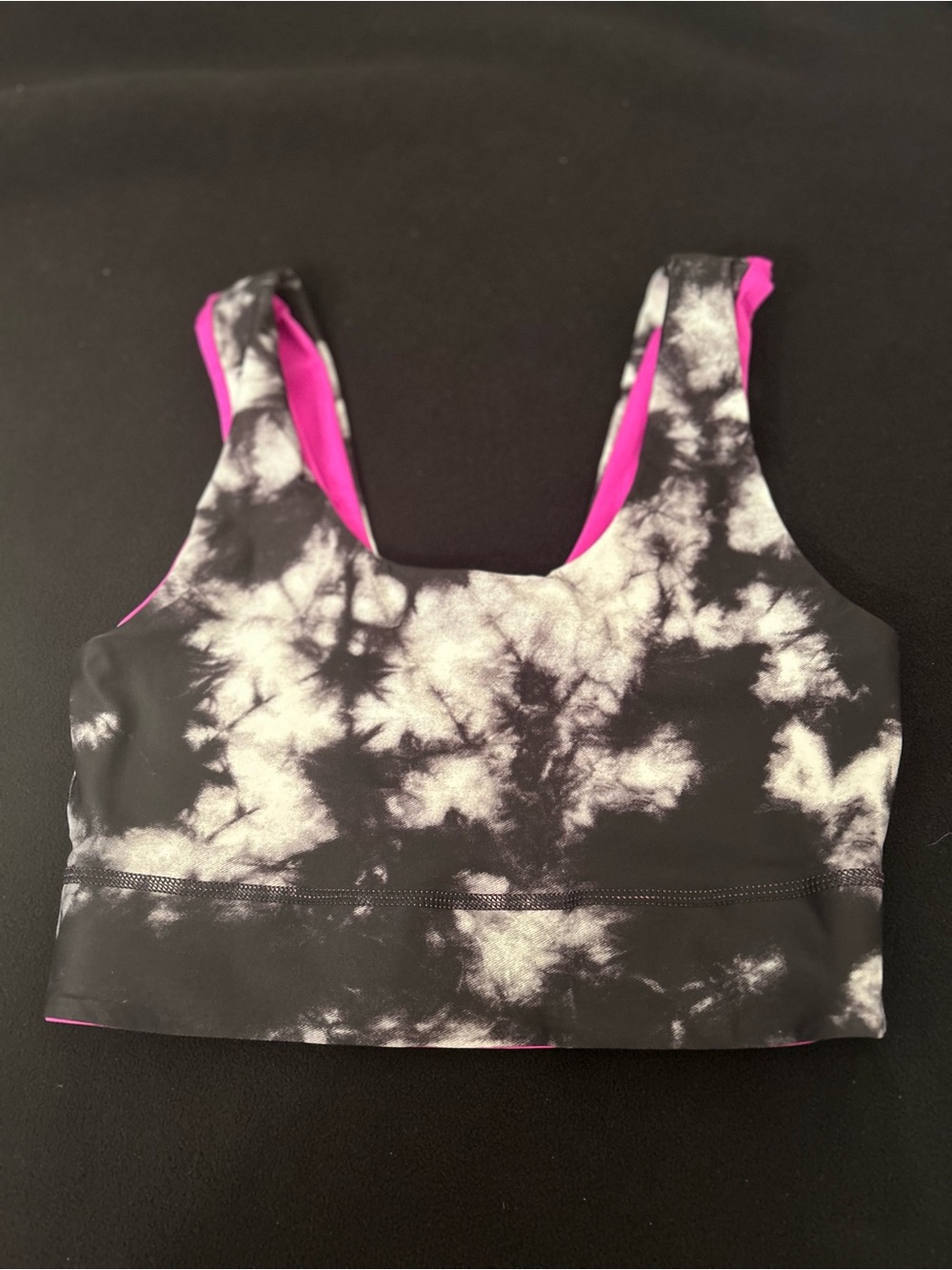 Fabletics Reversible Sports Bra Fushia Black and White, Size Medium